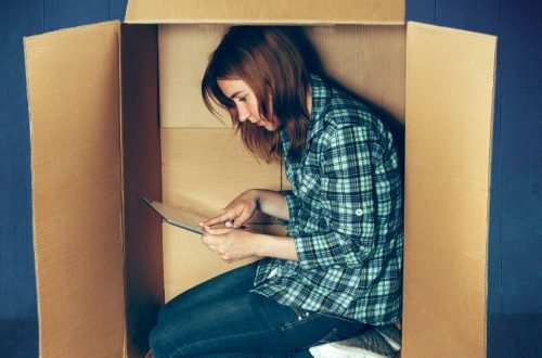 perbedaan introvert dan ekstrovert